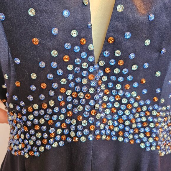 Tony Bowls Evening / Pageant Gown, with flaws (was $4,200 new!!!), Size 0 - Picture 11 of 11